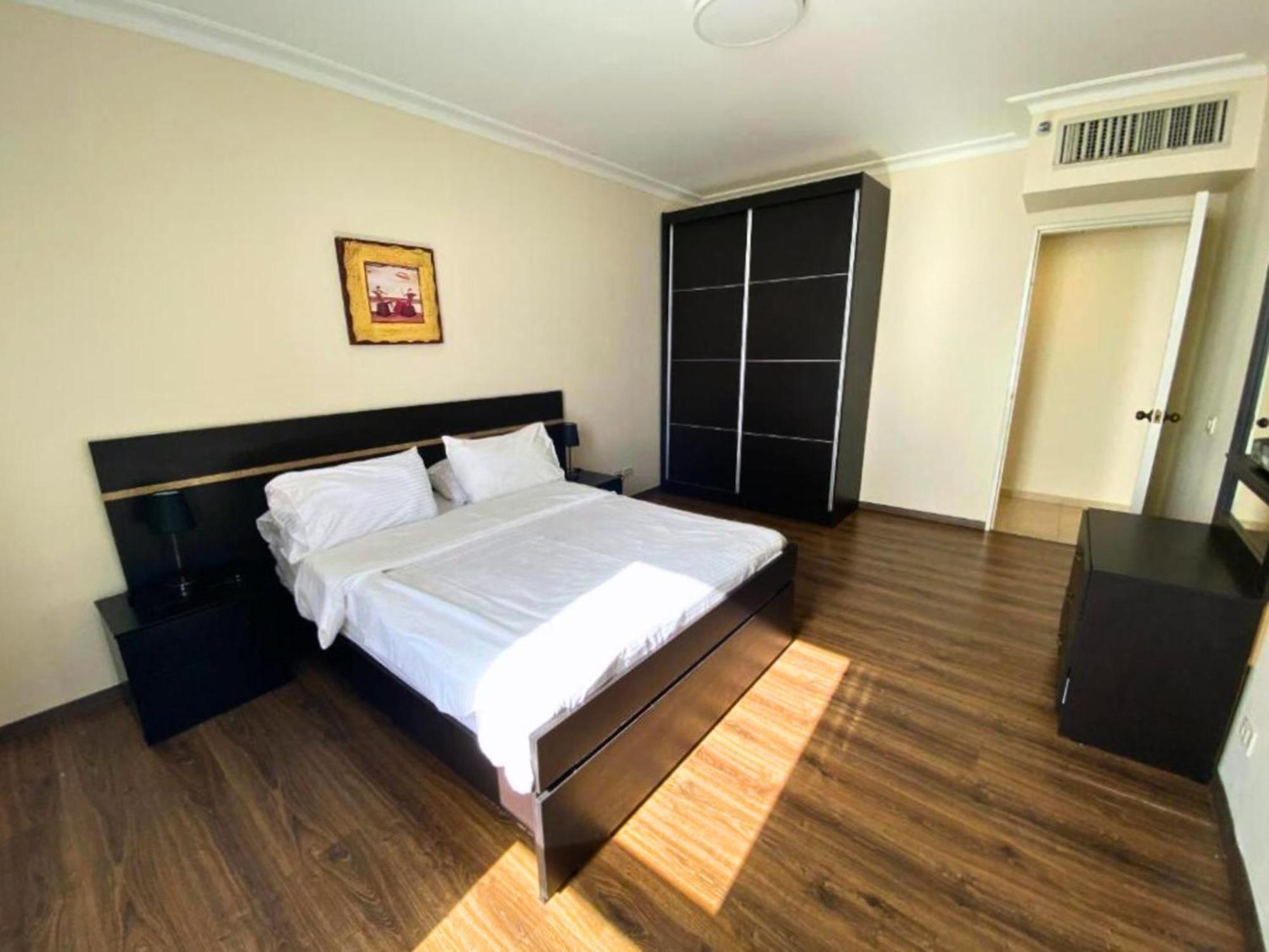 Almog Beach Apartments מגדלי חוף הכרמל חיפה Esterno foto